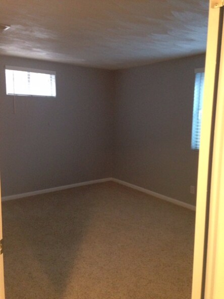 Building Photo - Fabulous Lakewood Home!