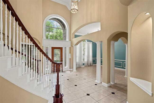 Building Photo - 11812 Sea Shadow Bend
