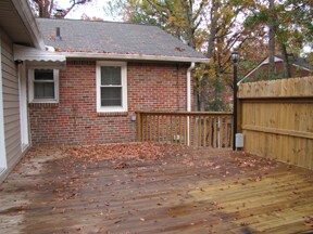 Building Photo - Forest Acres