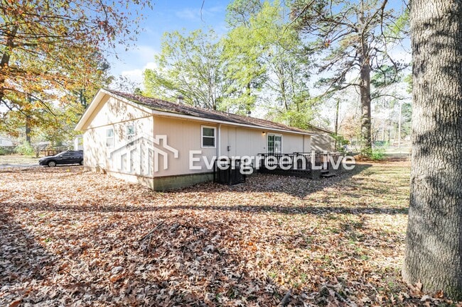 Building Photo - 923 Edgehill