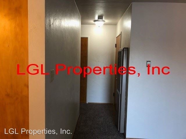 Building Photo - 4411 Del Rio Rd