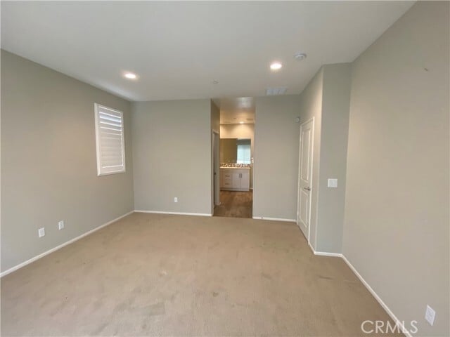 Building Photo - 1748 E Holguin St
