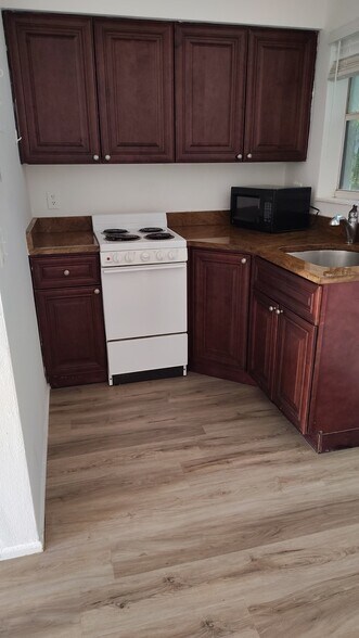 Building Photo - 2503 N Ocean Blvd