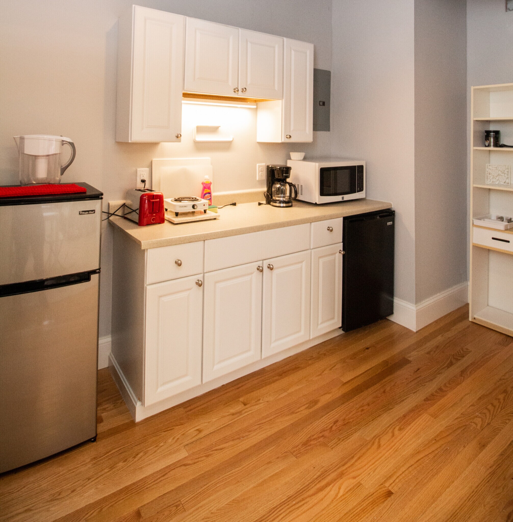 Building Photo - 290 Beacon St