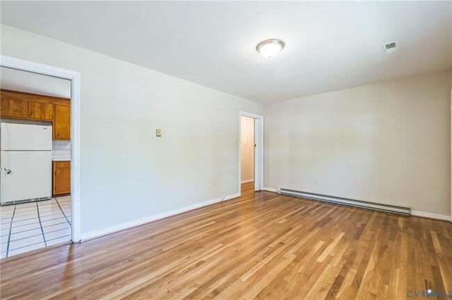 Building Photo - 3030 Dulwich Dr