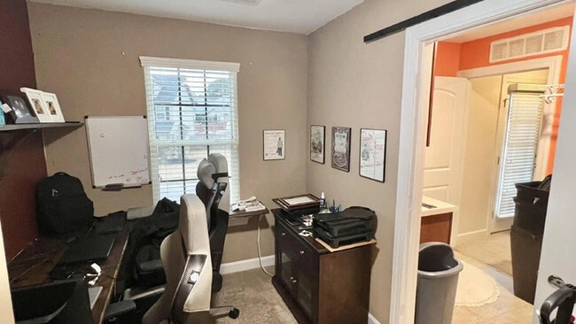 Building Photo - 3441 S Beaver Ln