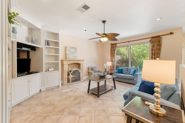 Building Photo - 72056 Palm Haven Dr
