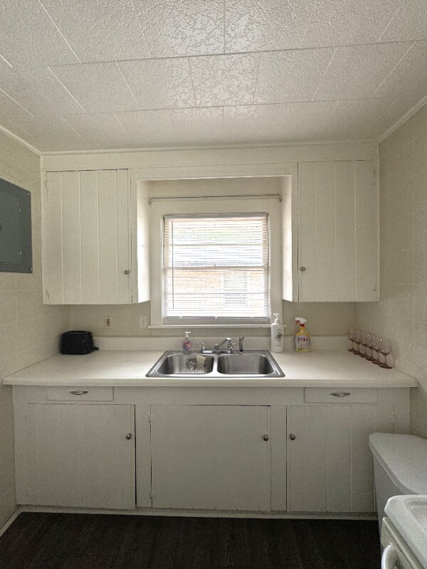 Building Photo - 7203 Porcher Dr