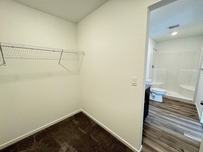 Building Photo - Brand New Home - 3bdrm 2.5ba - The Reserve in the Pines - La Pine, OR