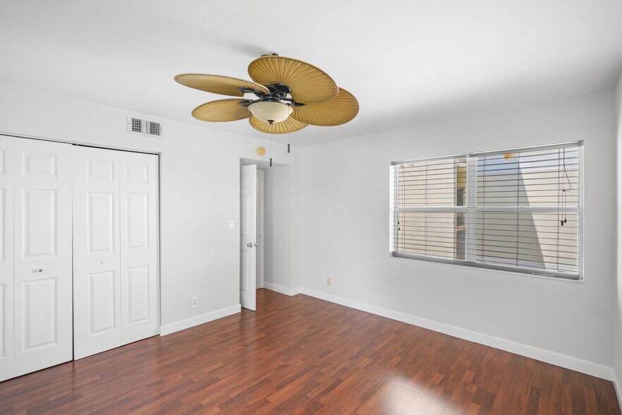 Building Photo - 7640 Westwood Dr