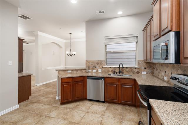 Building Photo - 4245-B Swan Forest Dr