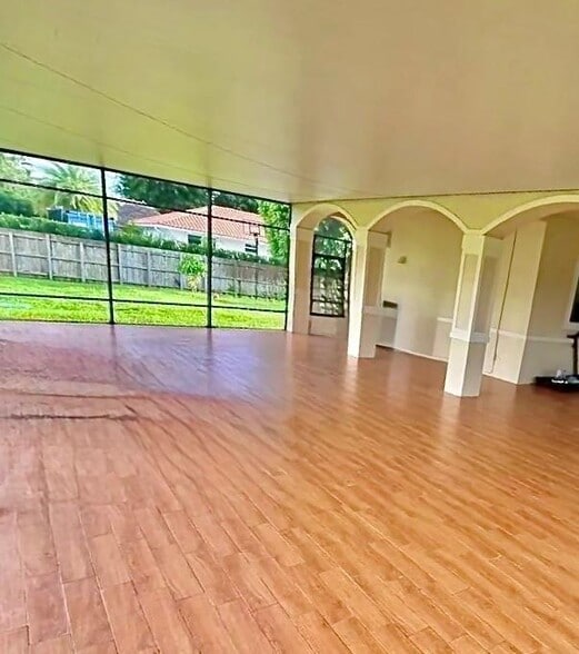 Building Photo - 3301 SW 139th Ave