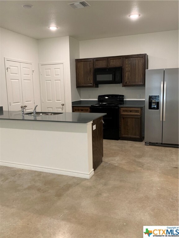 Building Photo - 2320 Alterman Dr