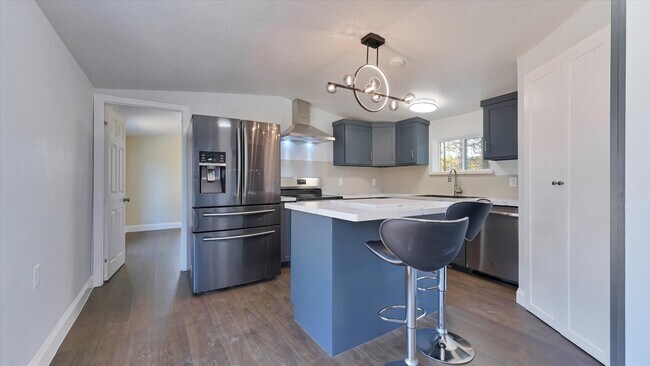 Building Photo - 65 County Rd 5002