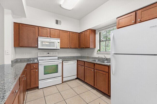 Building Photo - 6160 Eckhert Rd
