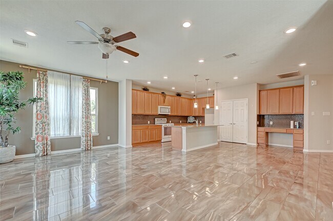 Building Photo - 8707 Cimarron Falls Ct