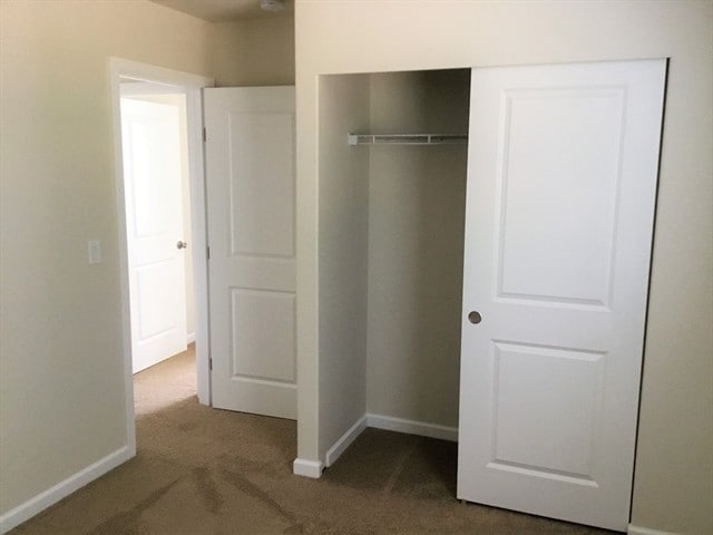 Building Photo - 1719 Blacktail Ln