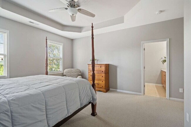 Building Photo - Experience Comfort and Style: Spacious 3-B...