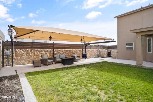 Building Photo - 1041 Earthstar Pl