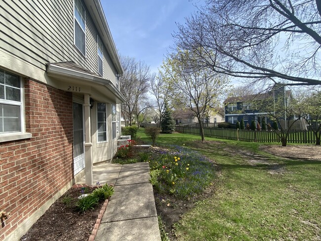 Building Photo - 2111 Camden Ln