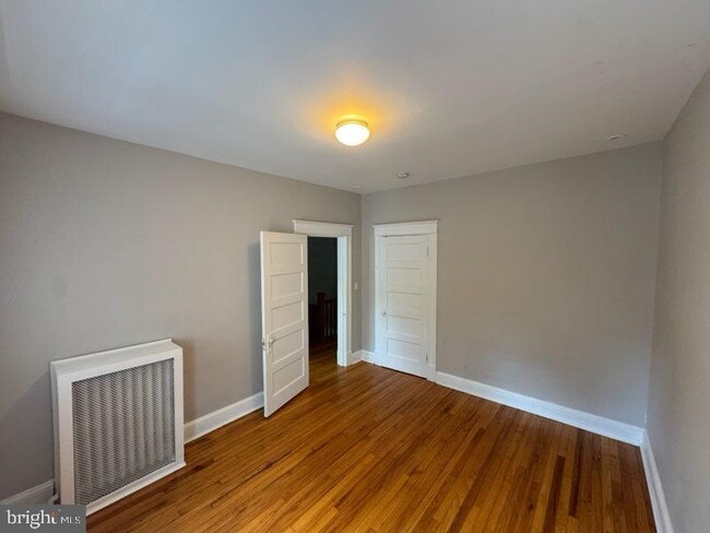Building Photo - 1650 33rd St NW