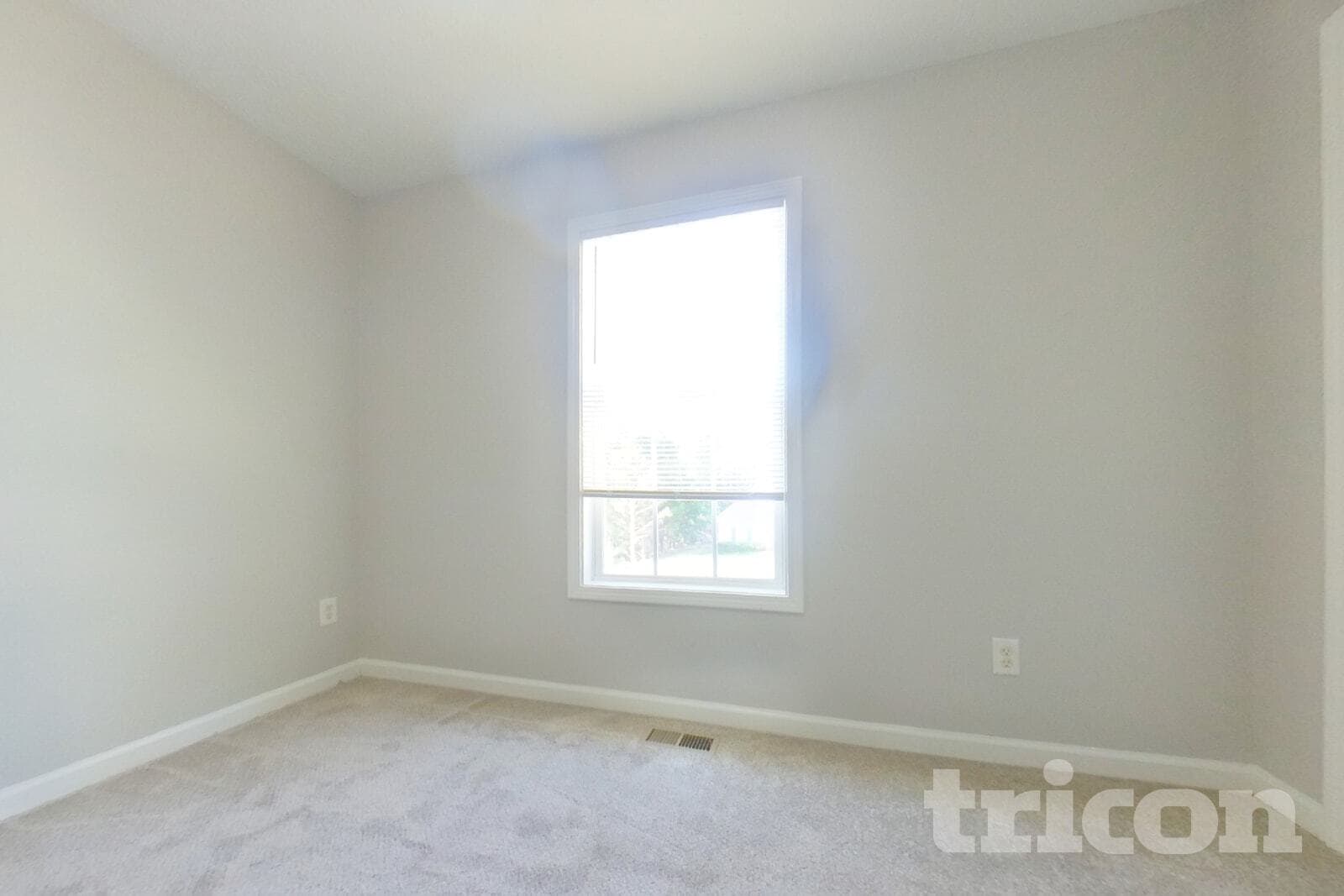 Building Photo - 241 W Fork Way