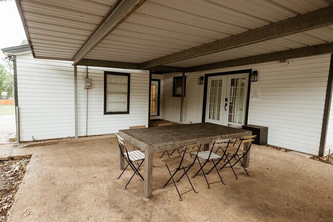 Building Photo - 1824 N 12th St