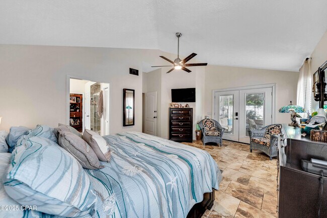 Building Photo - 625 Amberjack Dr