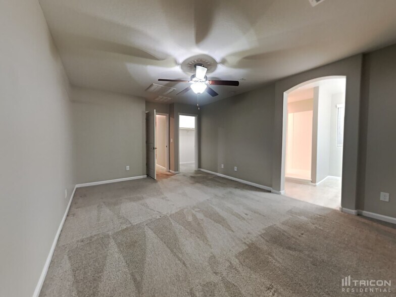 Building Photo - 12562 W Mazatzal Dr