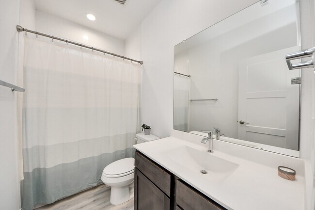 Building Photo - 1548 Dawn Hbr Dr