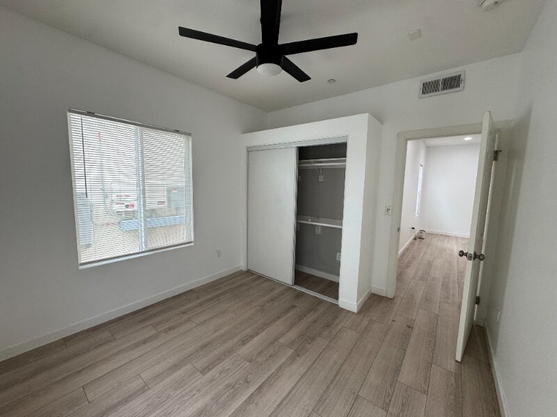 Building Photo - 532 Cesar E. Chavez Pkwy