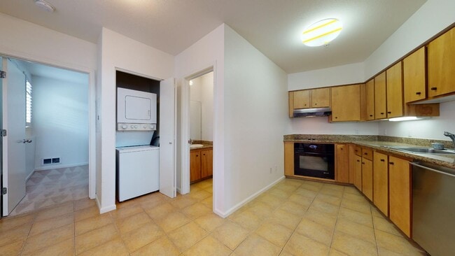Building Photo - 1603 18th St