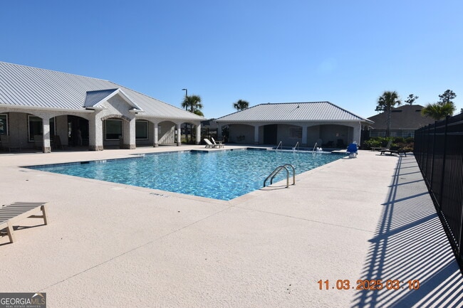 Building Photo - 213 Collin Nicholas Dr