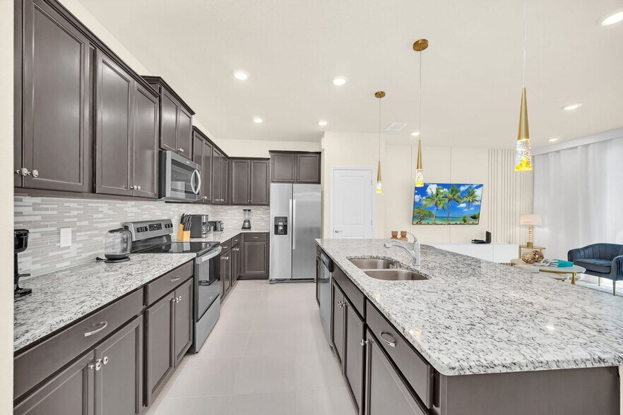 Building Photo - 4042 Lana Ave