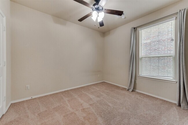 Building Photo - 5610 Stockport Drive