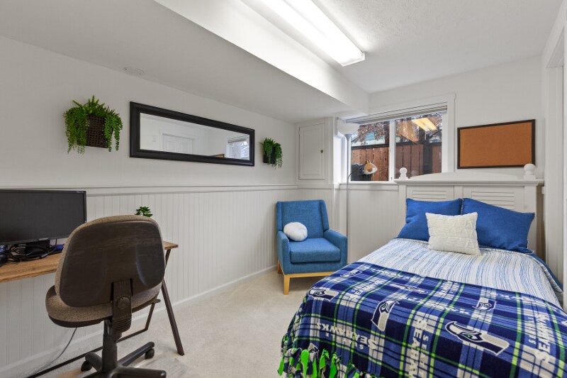 Building Photo - 23608 E 2nd Ave