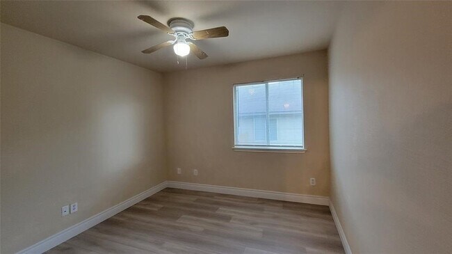 Building Photo - 339 Marquitos Dr