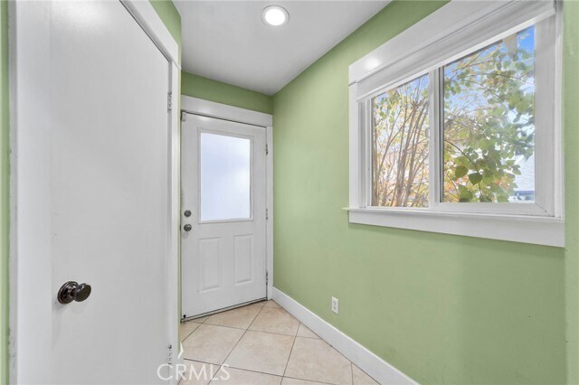 Building Photo - 316 E Foothill Blvd