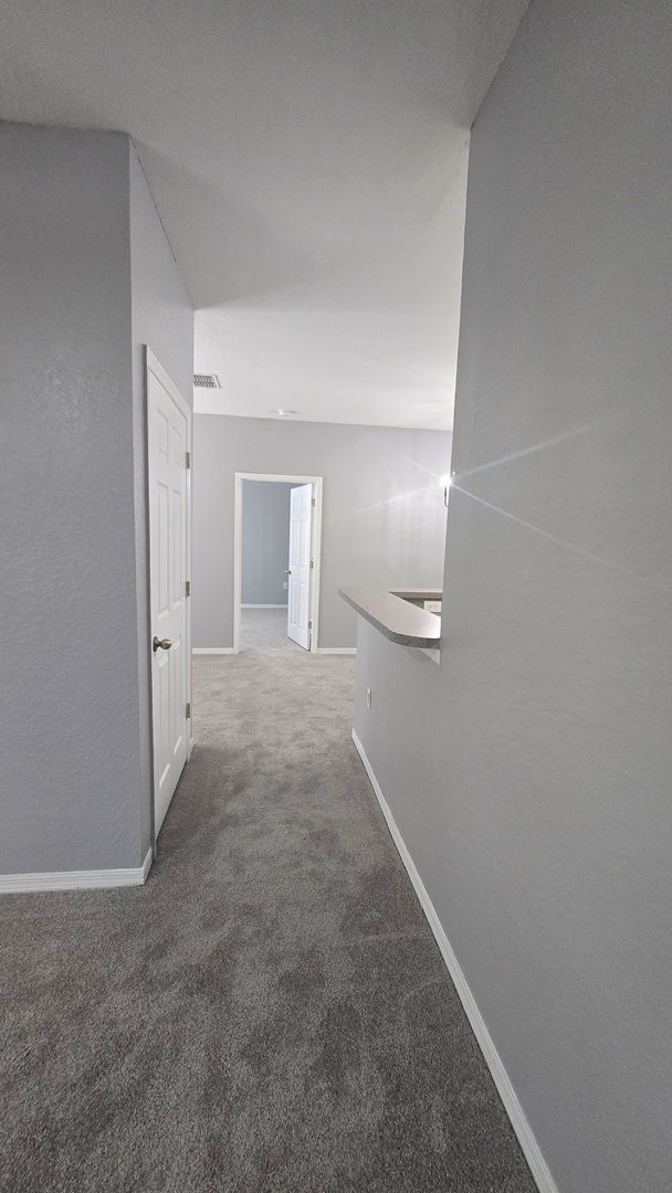 Building Photo - 819 Grand Regency Pointe