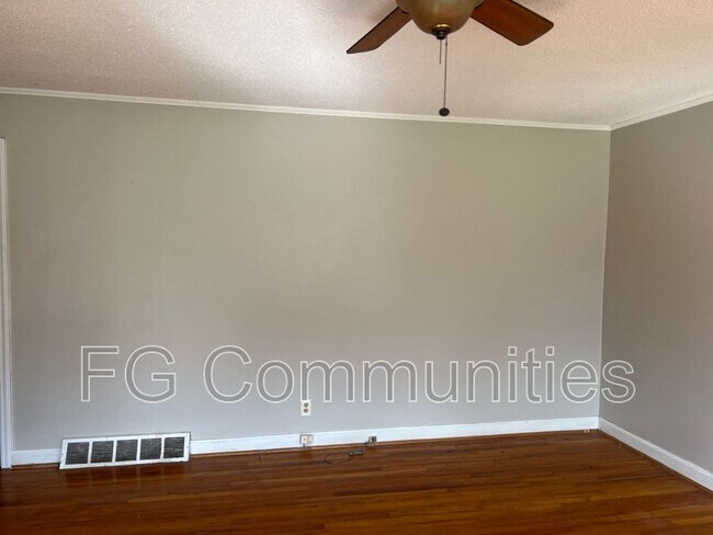 Building Photo - 5212 Lewis Rd