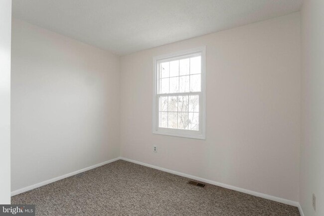 Building Photo - 5241 Pleasure Cove Court