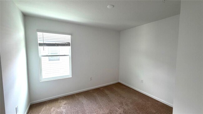 Building Photo - 2947 Camellia Flower St