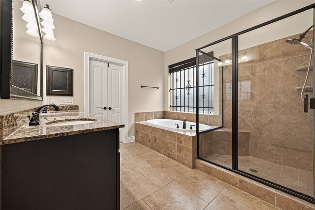 Building Photo - 16803 Tabasso Ct