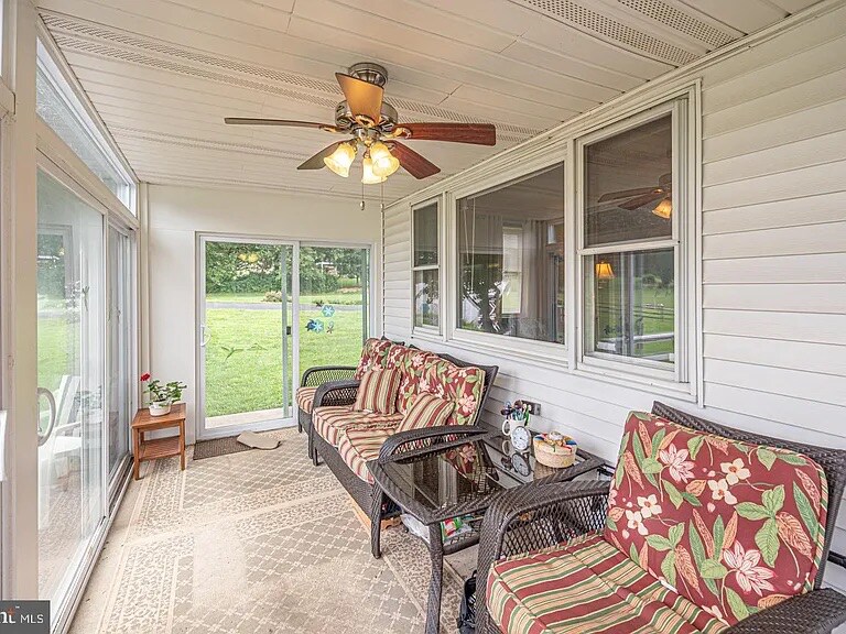 Building Photo - 1090 Wilson Ave