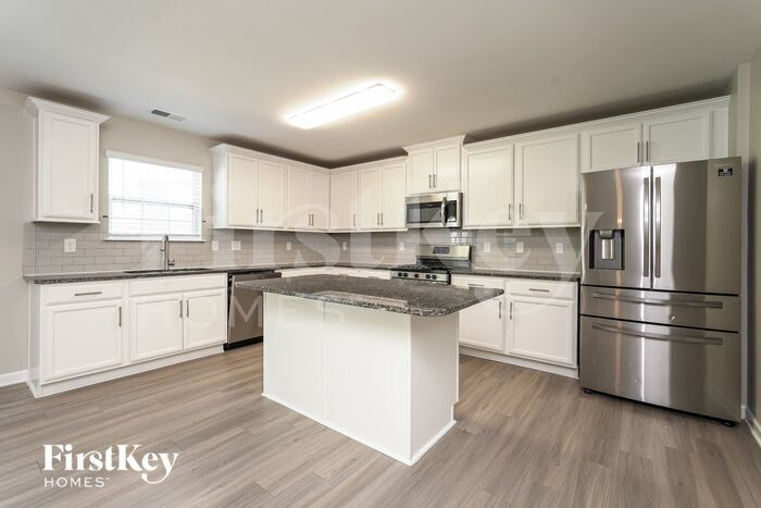 Building Photo - 1751 Rdg Blf Cir
