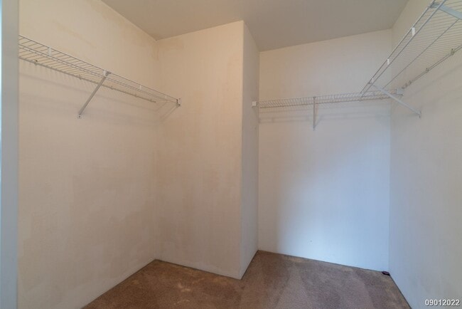 Building Photo - 4BR/ 2.5BA/ 3PKG/ 30 PV panels in Ocean Po...