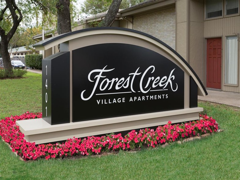 Primary Photo - Forest Creek Apartments