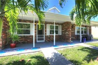 Building Photo - 8520 US-1