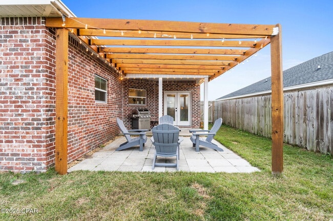 Building Photo - 4419 Conifer Ln