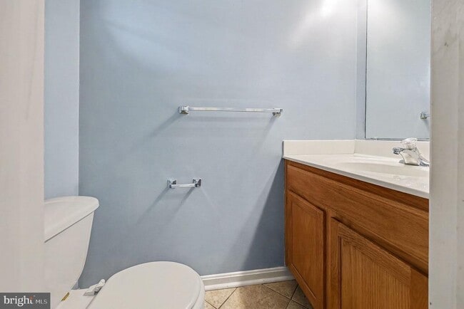 Building Photo - 156 Sparrow Rd